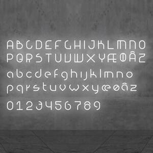 Artemide Alphabet of Light Wand nagy W betű